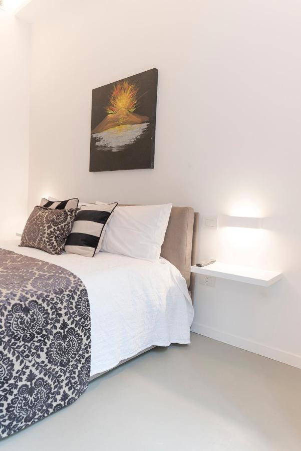 نابولي A Misura Duomo Rooms & Apartment - Ls Accommodations المظهر الخارجي الصورة
