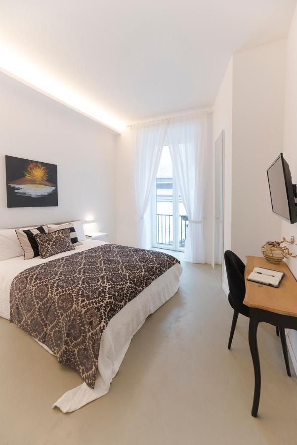 نابولي A Misura Duomo Rooms & Apartment - Ls Accommodations المظهر الخارجي الصورة