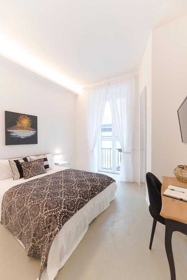 نابولي A Misura Duomo Rooms & Apartment - Ls Accommodations المظهر الخارجي الصورة