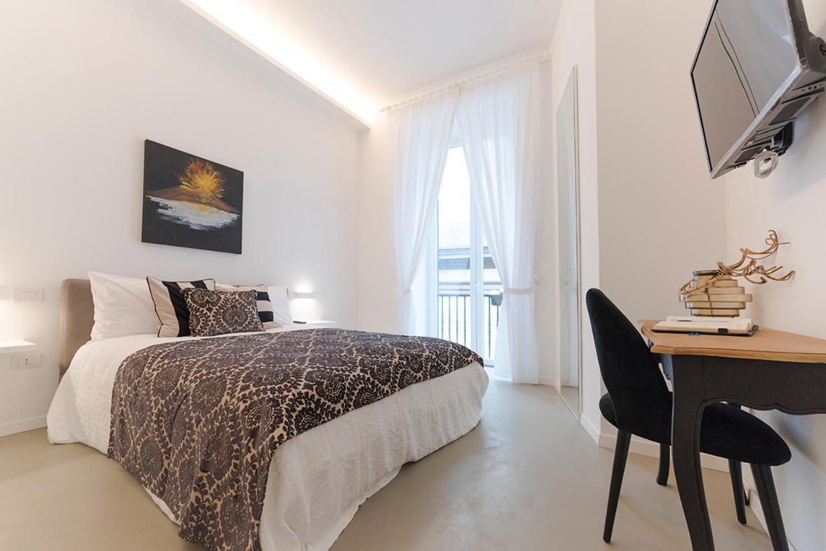 نابولي A Misura Duomo Rooms & Apartment - Ls Accommodations المظهر الخارجي الصورة