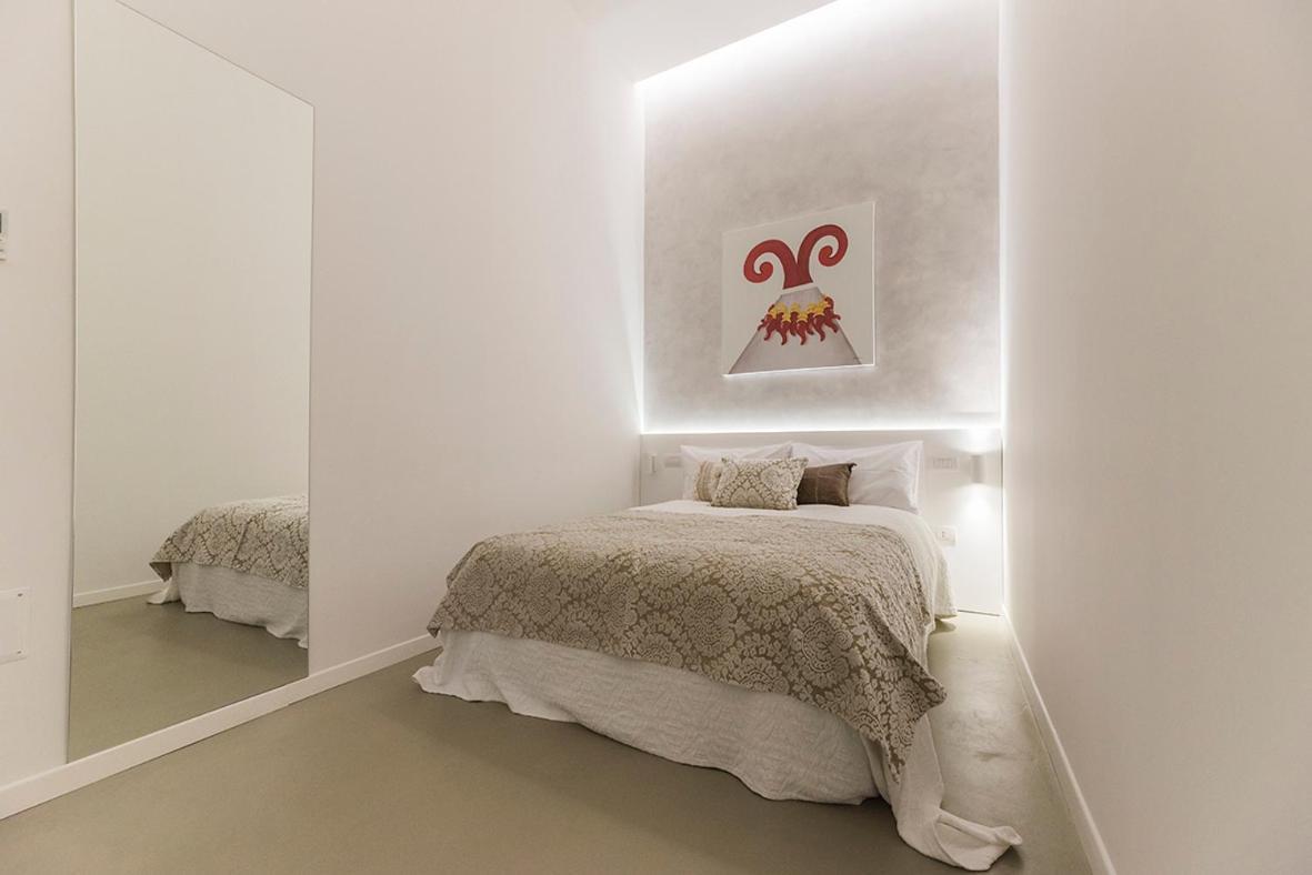 نابولي A Misura Duomo Rooms & Apartment - Ls Accommodations المظهر الخارجي الصورة
