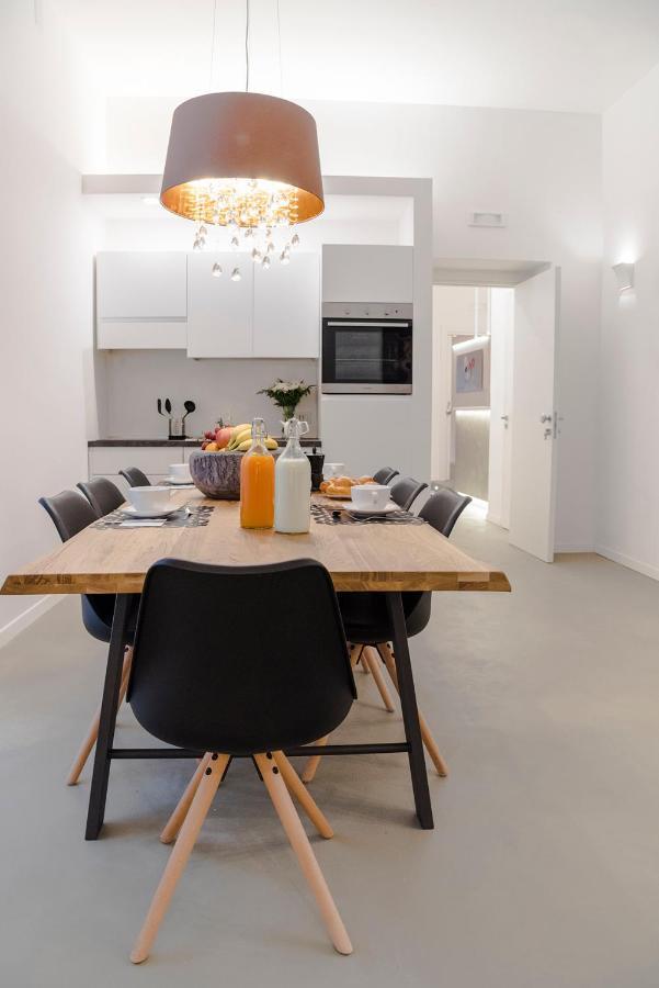 نابولي A Misura Duomo Rooms & Apartment - Ls Accommodations المظهر الخارجي الصورة