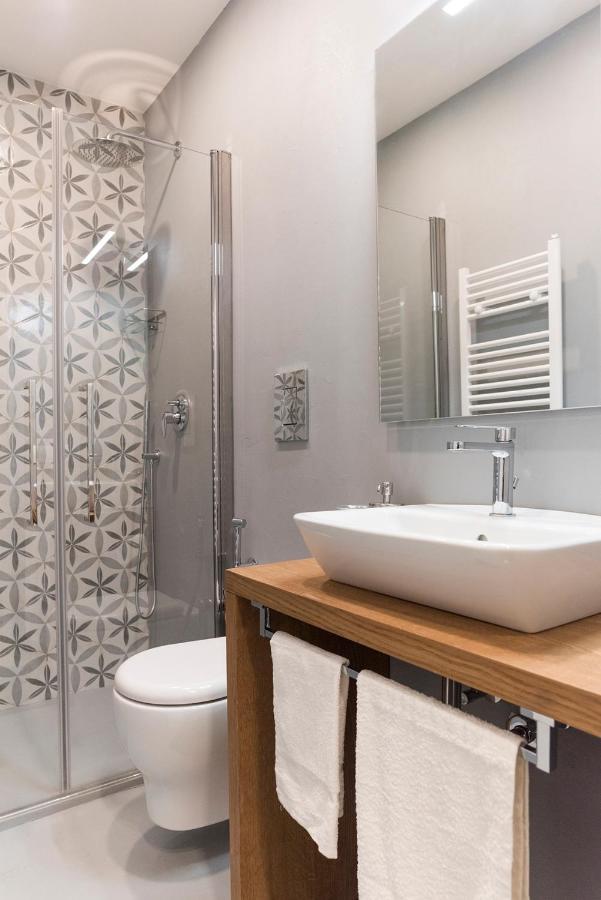 نابولي A Misura Duomo Rooms & Apartment - Ls Accommodations المظهر الخارجي الصورة